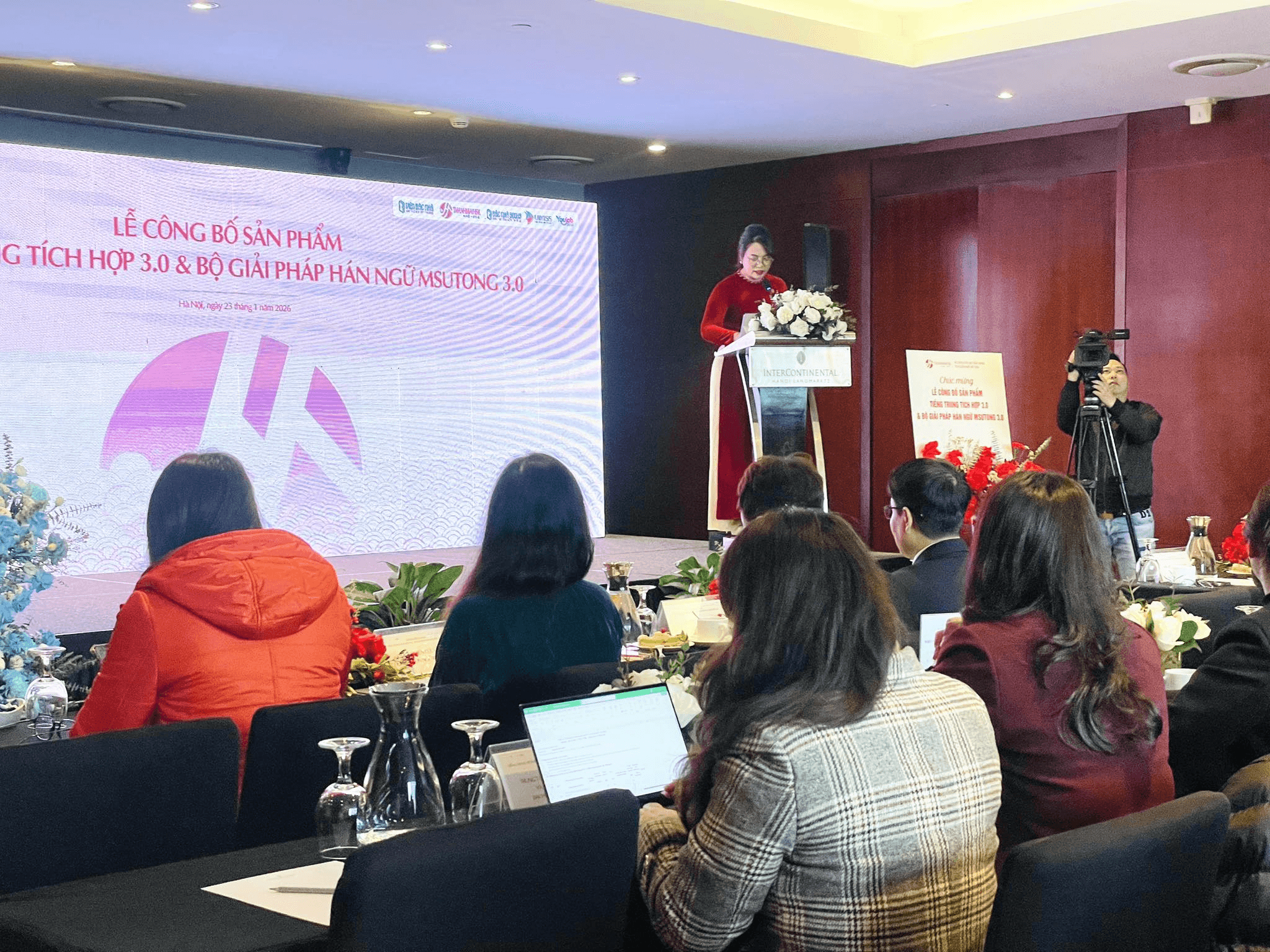 Phát triển nền tảng công nghệ giáo dục